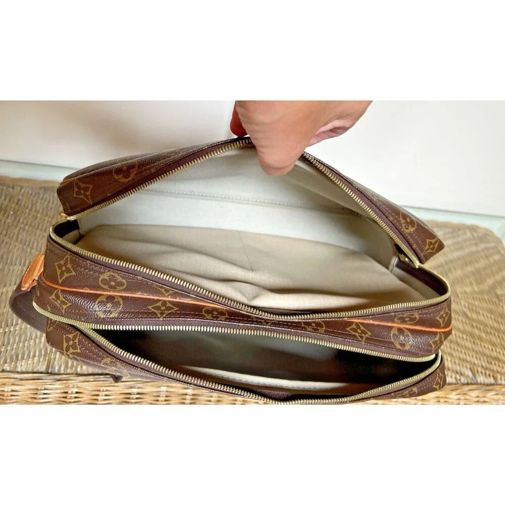 Louis Vuitton Monogram Reporter PM Bag Brown Coated Canvas  SP0054 May 2004